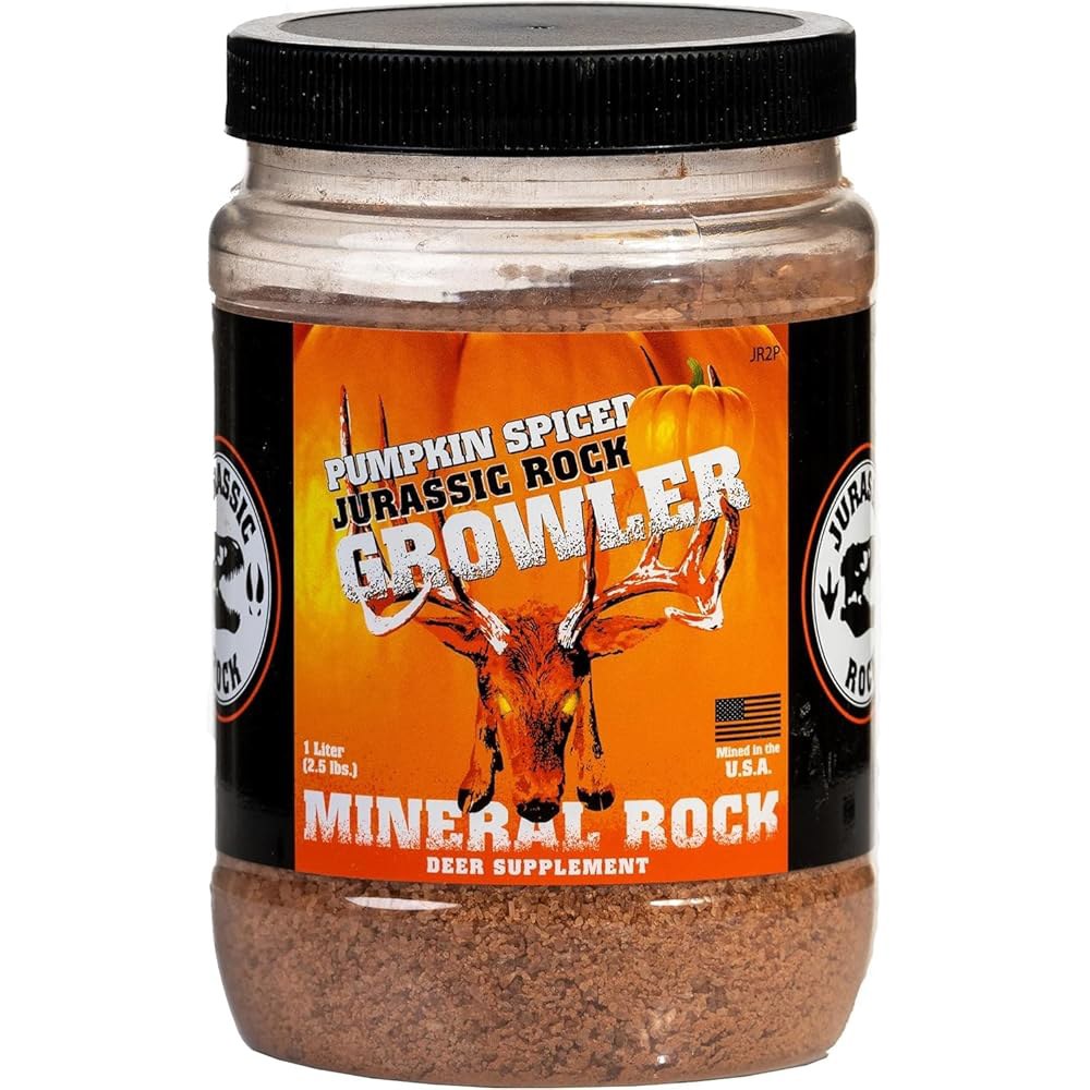 Jurassic Rock 사슴 및 기타 야생 동물을 위한 크러시드 미네랄 암석/소금 핥기, 1.1kg(2.5파운드) 그라울러, 호박 스파이스 옵션 1 - 상품 이미지