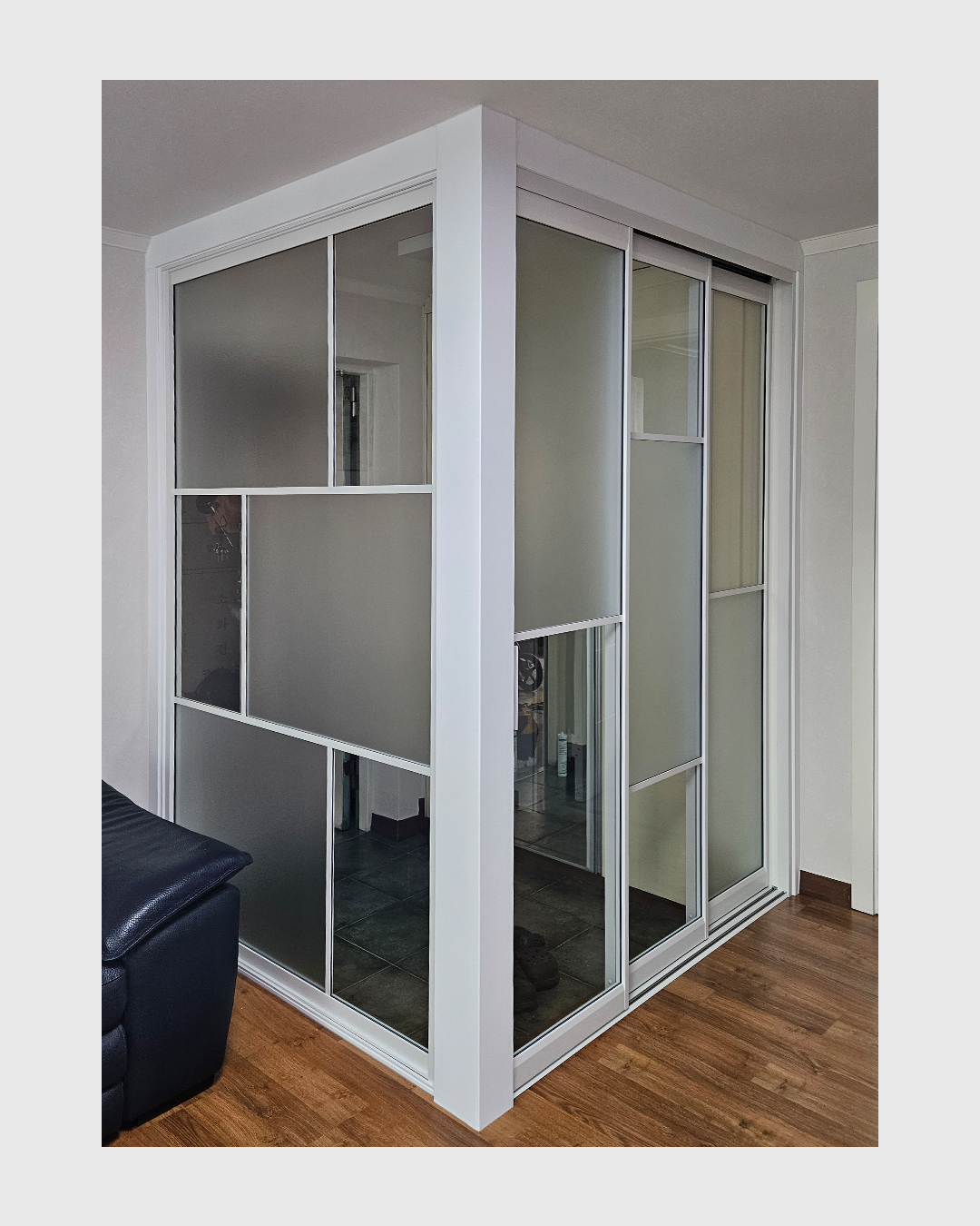 현관인테리어 ㄱ자중문 3연동 파티션중문 원슬라이딩파티션