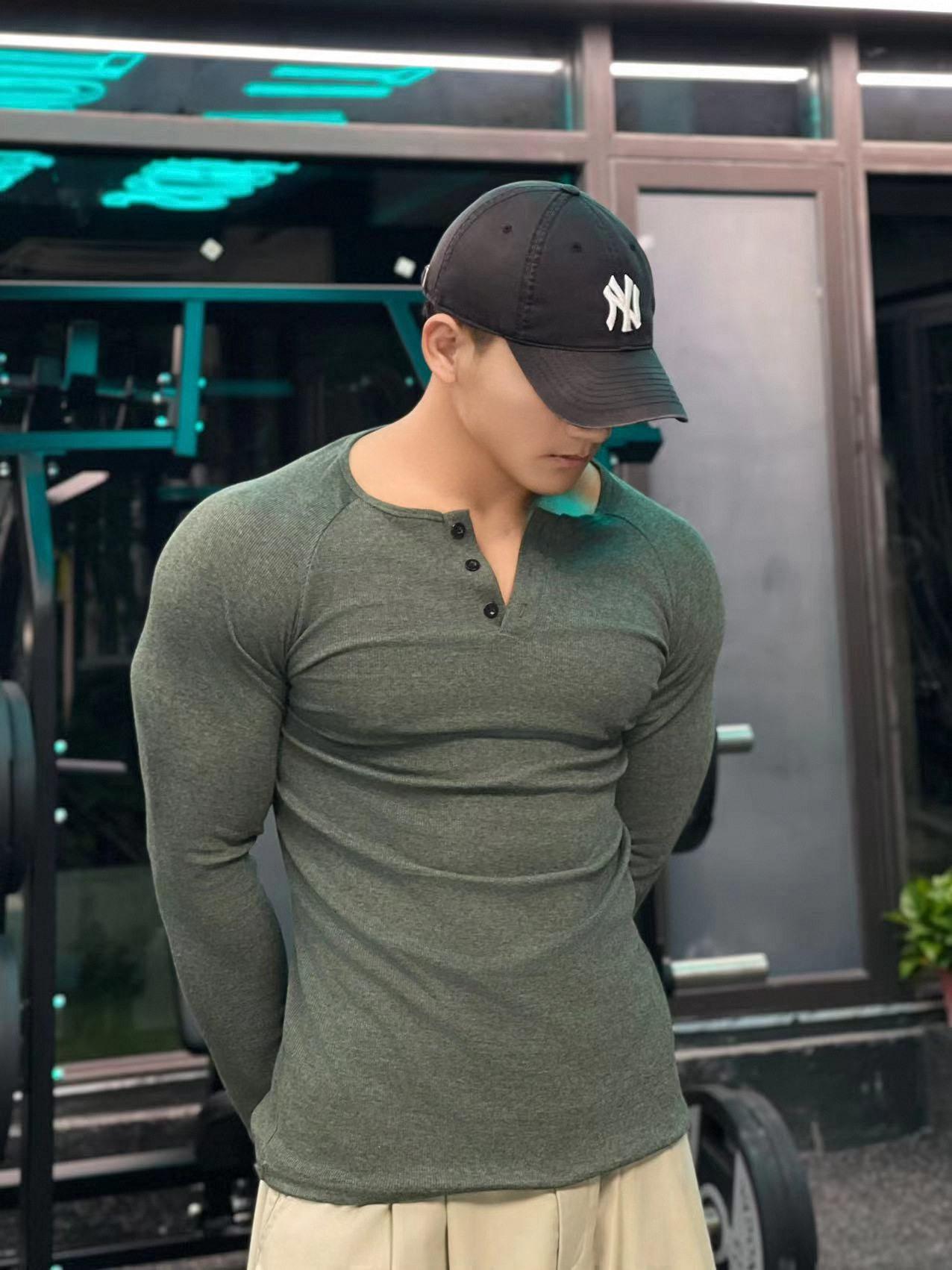 남자머슬핏반팔 골지 면스판 땀흡수 3버튼 티셔츠 웨이트 - 상세 이미지 4