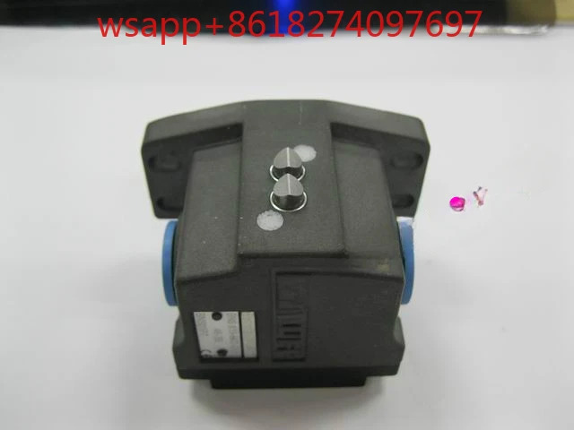 전기 기계식 조합 리미트 스위치 819-B02-D08-46-3B