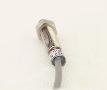 스위치 유도 센서 5 LJ10A3-1-Z / BY M10