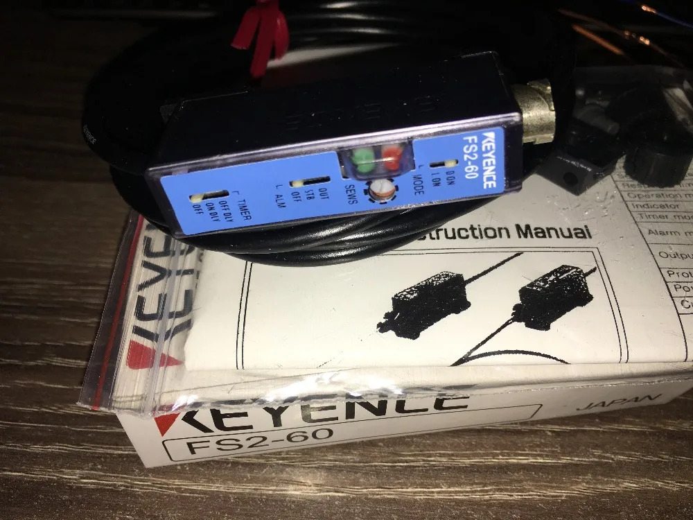 광전스위치 FS2-60 섬유 증폭기 KEYENCE 12-24VDC