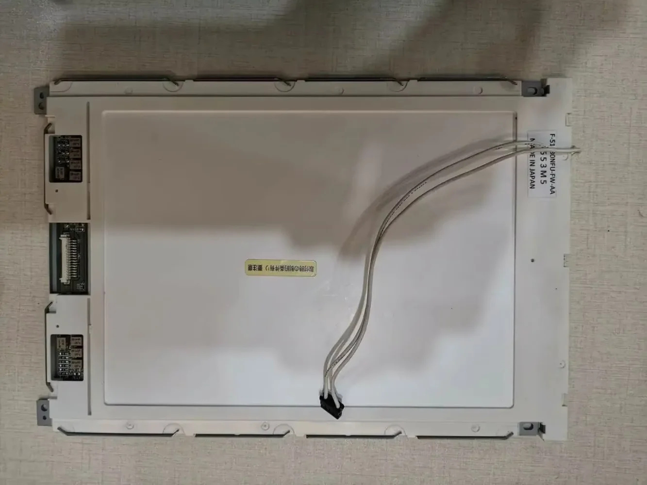 9.4인치 산업LCD 패널 F-51430NFU-FW-AA