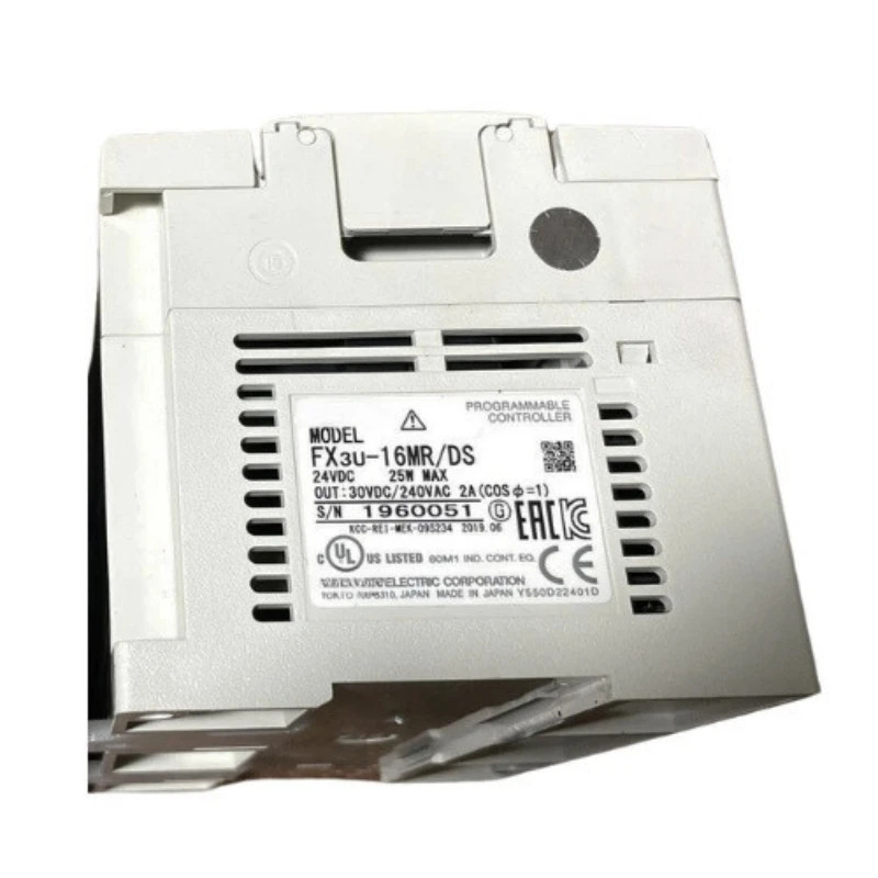 FX3U-16MR/DS PLC 컨트롤러 모듈