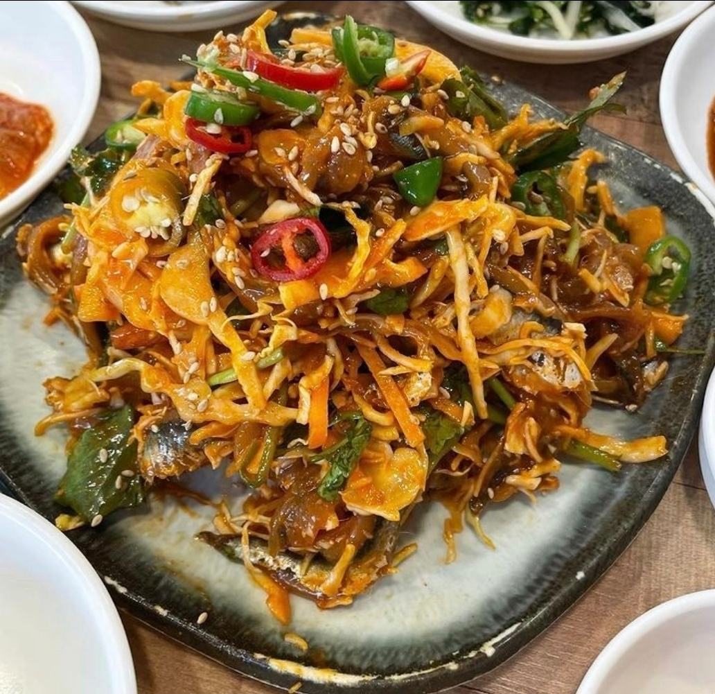 자연가득 부드럽고 찰진 횟감용 생멸치1kg 100미내외 이미지 7