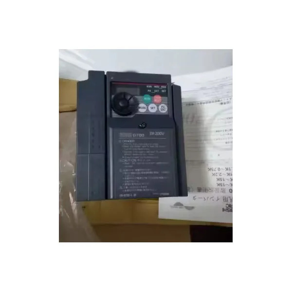 FR-D720S-1.5K-CHT 신형 FR-D720S-1.5K 컴팩트 인버터 1.5kW 경제적단순 3상 220V 전압 FR-D720-1.5K