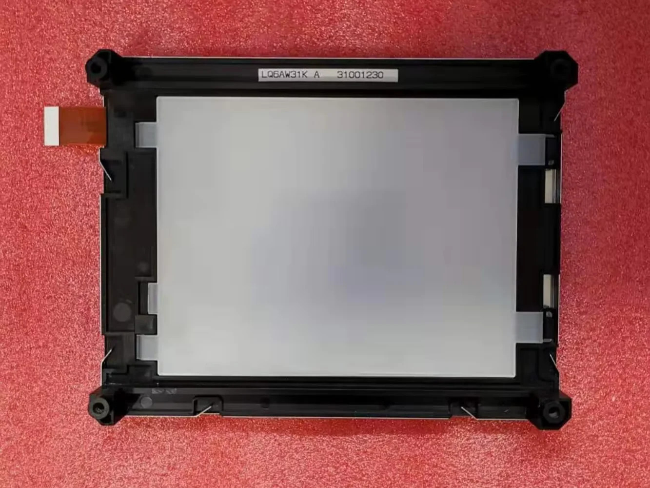 5.6인치 LCD 패널 LQ6AW31K