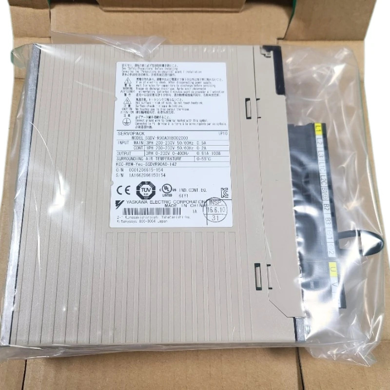 SGDV-R90A01B 002000 Yaskawa 서보 드라이브 신속