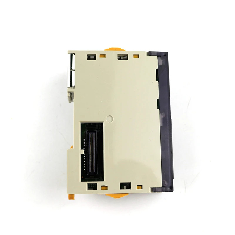 일본 CJ1W-MD231 디지털 입력 출력 혼합 모듈 PLC 장치 원본