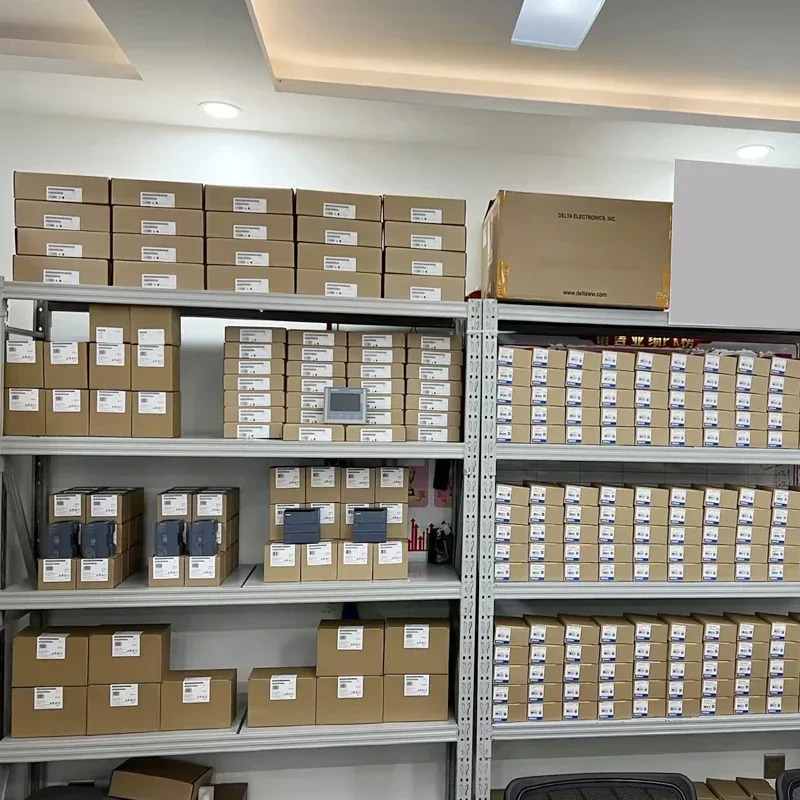 골드 LXM23DU10M3X PLC 컨트롤러 서버 드라이버 오리지널 포장