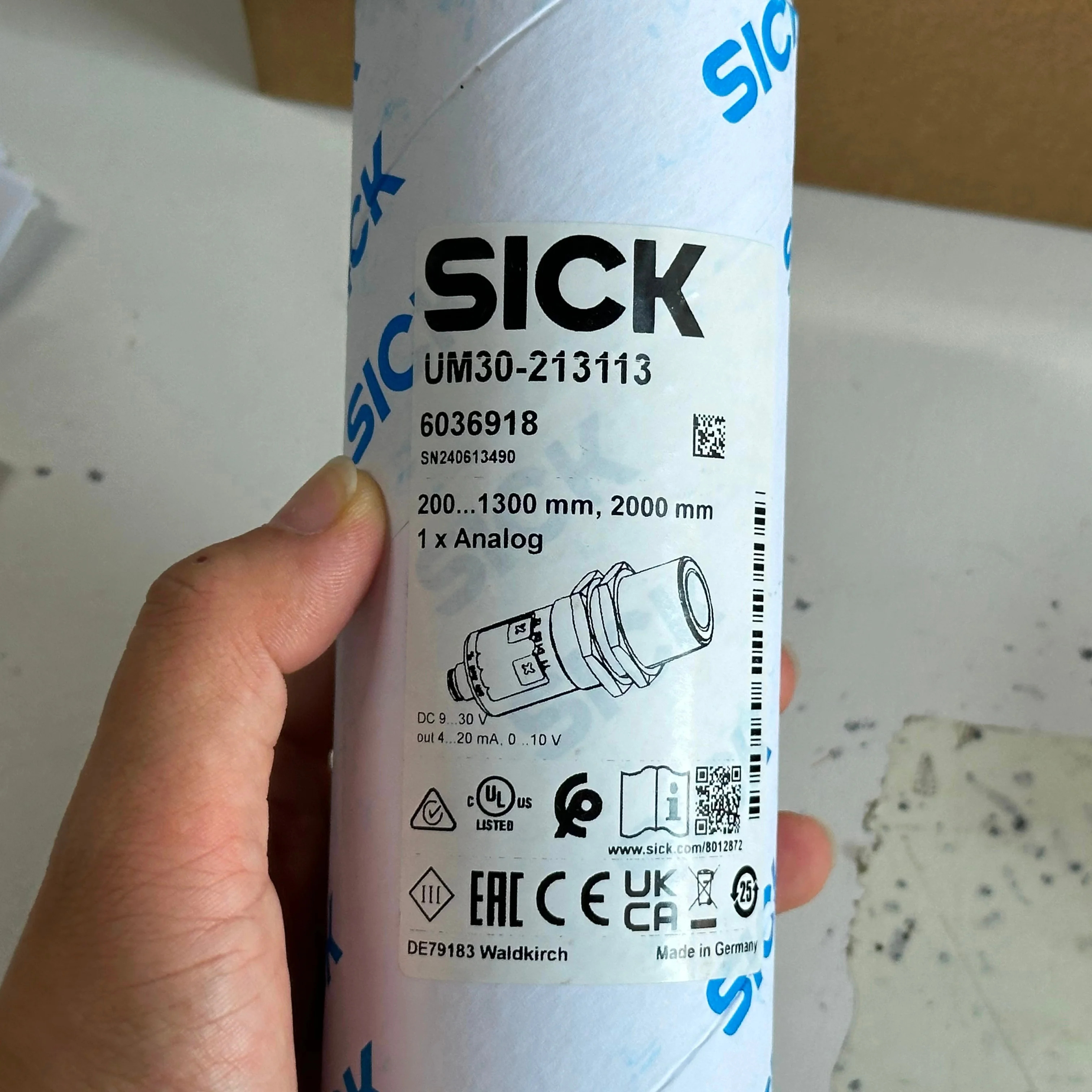 Sick UM30 초음파 거리 센서 UM30- 213113 납품 6036918