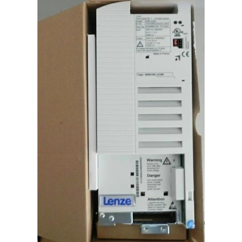 Lenze E82EV552K4B 전원공급장치
