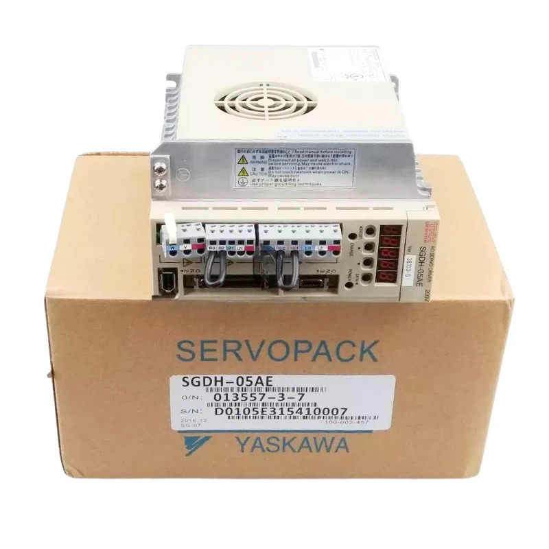 Yaskawa 서보 드라이브 신형 SGDH-05AE 신속