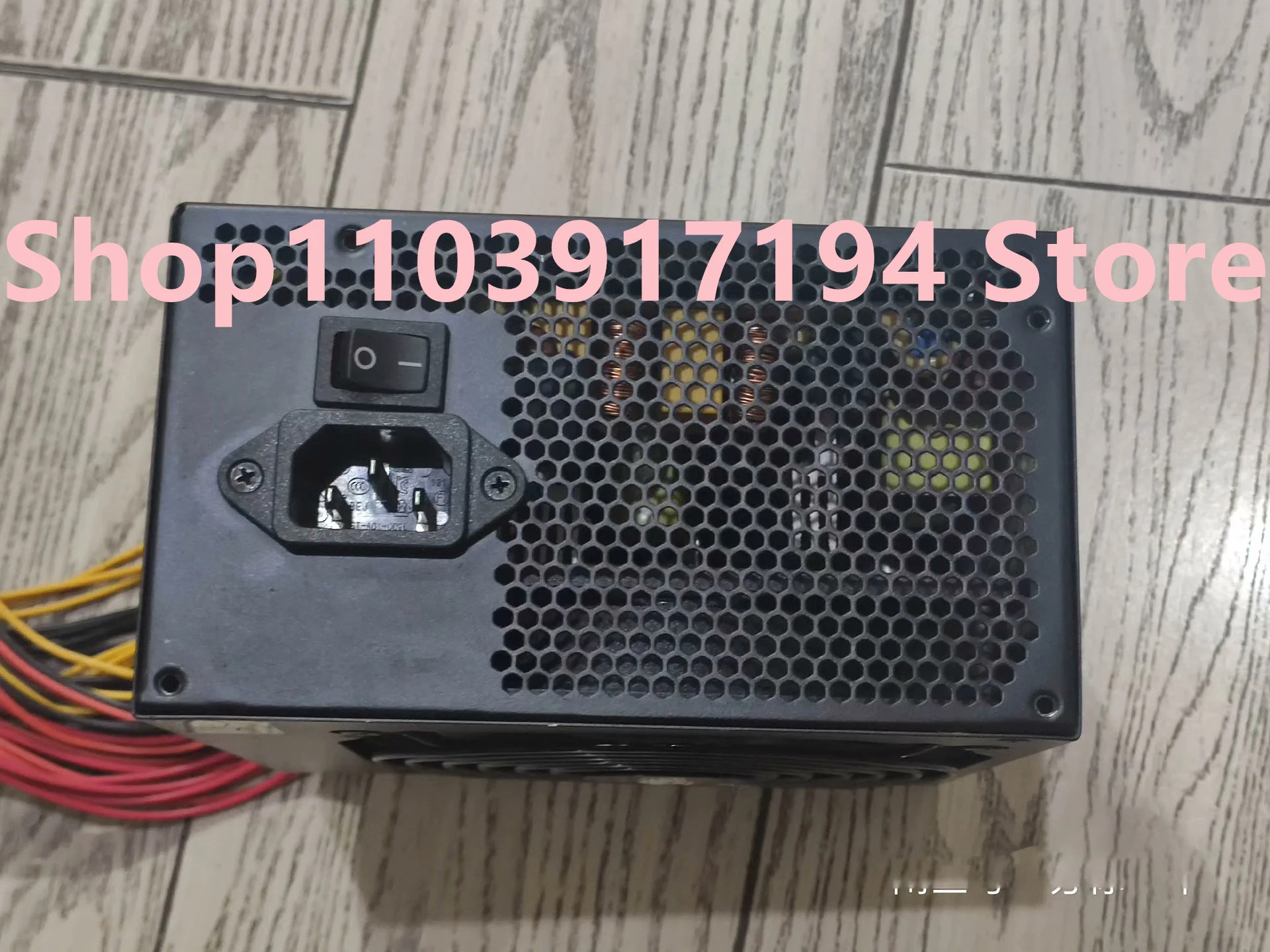 그레이트 월 백상아리BTX-700S 전원공급장치 600W