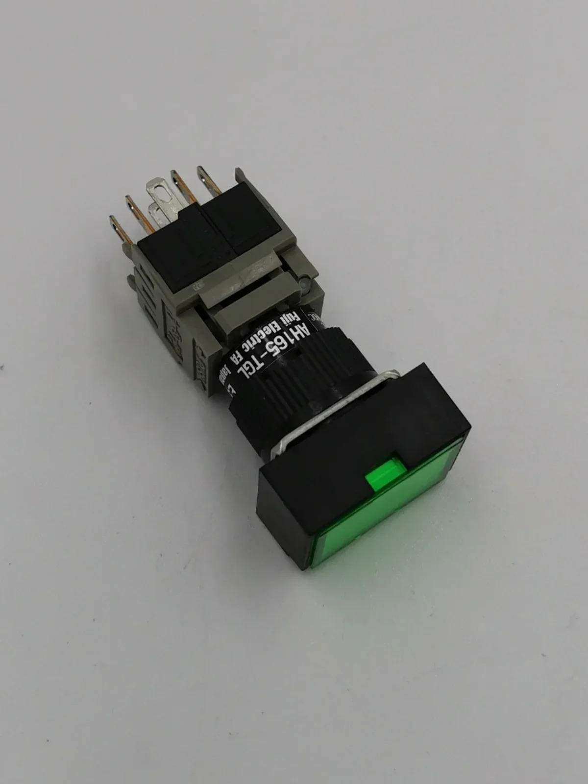 시작 스위치 AH165-TGL E3 AH165-TGLG11E3 24V 250A 5A