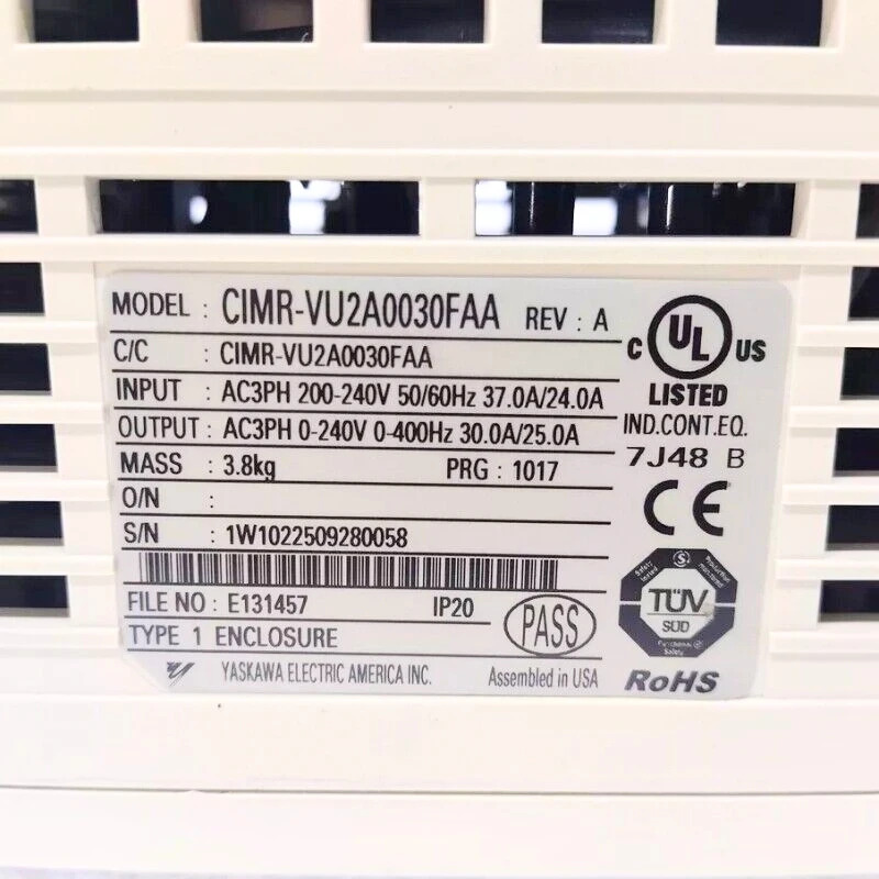 새 Yaskawa CIMR-VU2A0030FAA 인버터