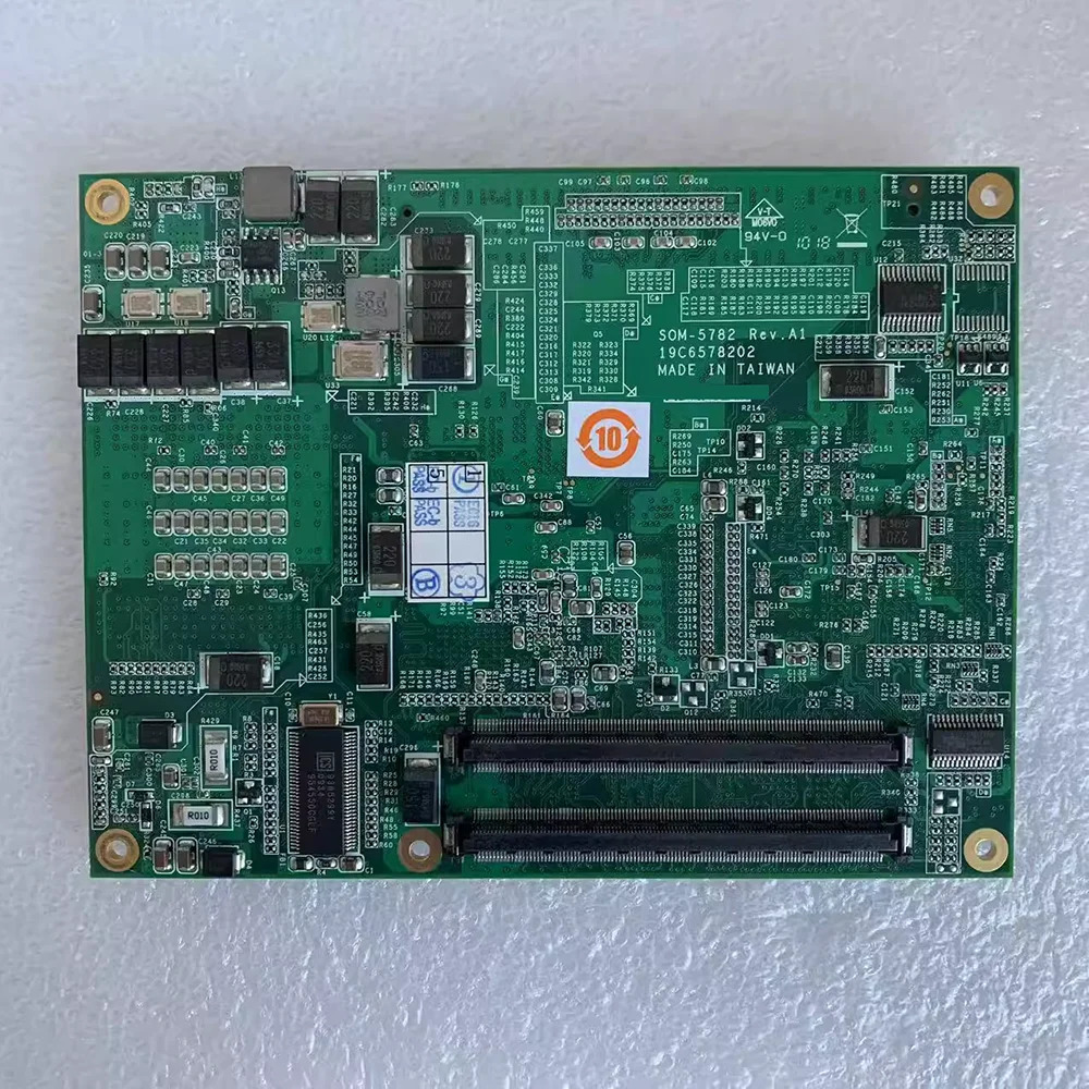 Advantech 산업제어 SOM-5782 REV.A1 19C6578202 COM-EXPRESS TYPE2 L2400