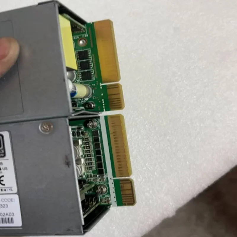 거새 전원공급장치 H3C 1600W PSR1600C-12A-B 0213K01V 새 처럼 작동