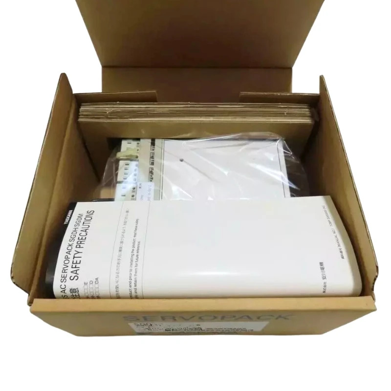 SGDV-120D01A 002000 Yaskawa 서보 드라이브 신속