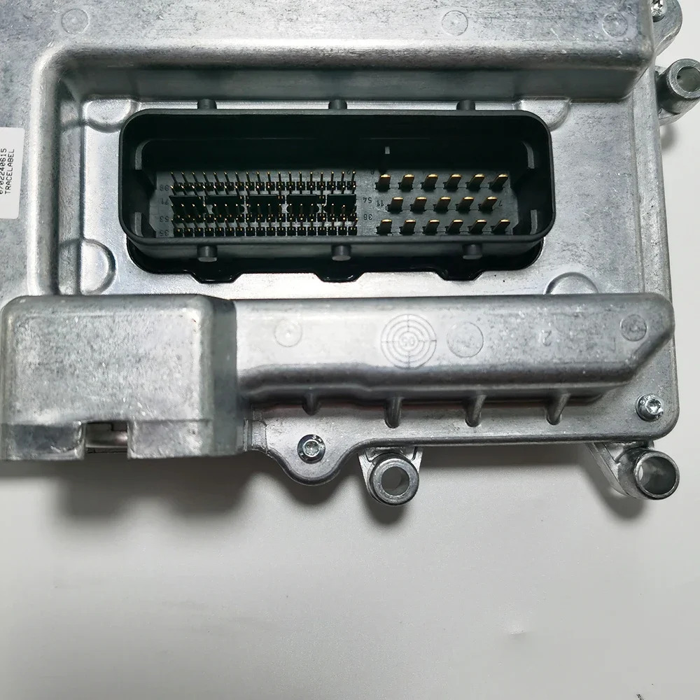 0281020128ECU 모터 컴퓨터 보드 전제어 장치 J1ac Nistar 961200760074