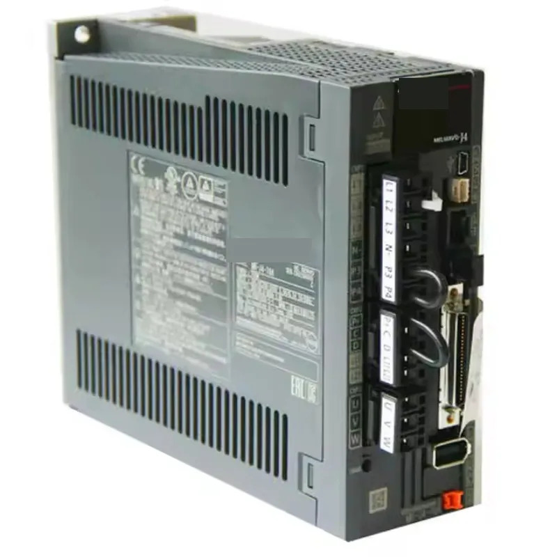 MR-J3-700B4 서보 드라이브