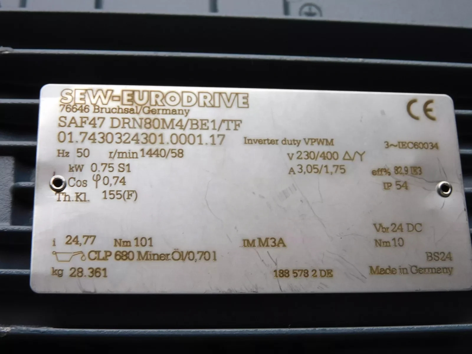 오리지널 SEW SEURODRIVE SAF47 DRN80M4/TF SAF47DRN80M4/BE1/TF 스테퍼 감속기 기어 모터 EURODRIVE