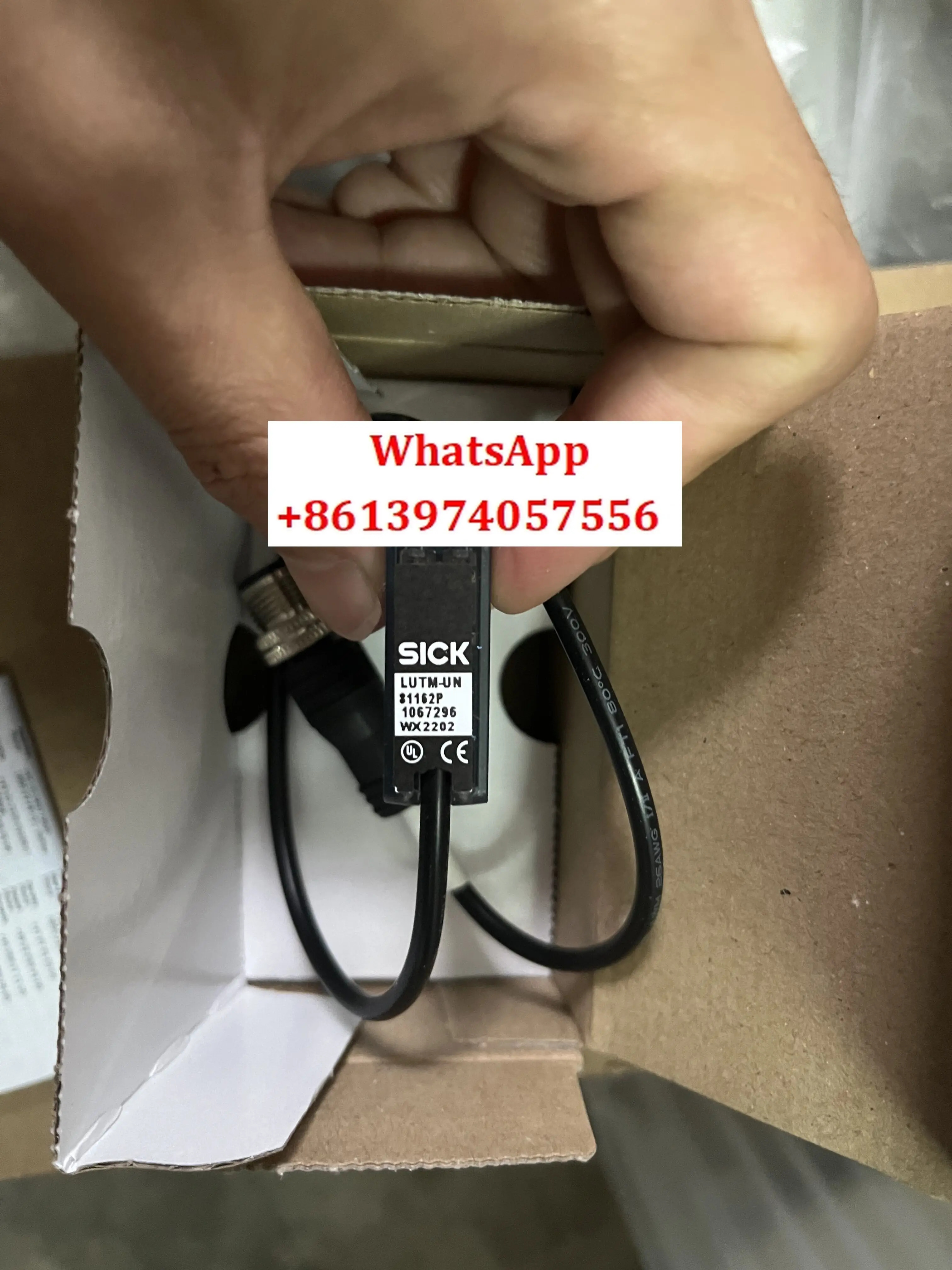 형광 센서 LUTM-UN81162P 1067296