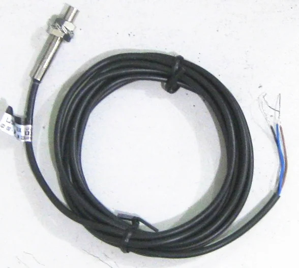 패턴 스위치 LJ5A3-1-Z / AX 정상 NPN DC 3 선 개방 M5