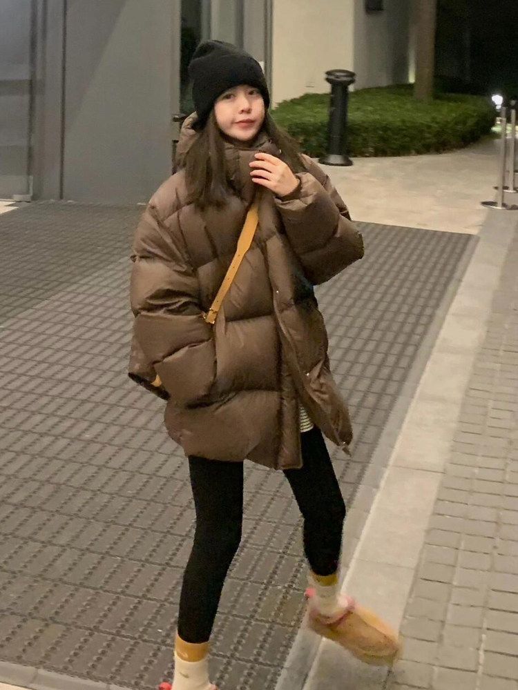 여성 하프 패딩 아우터 오버핏 구스다운 중기장 방한 - 상세 이미지 4