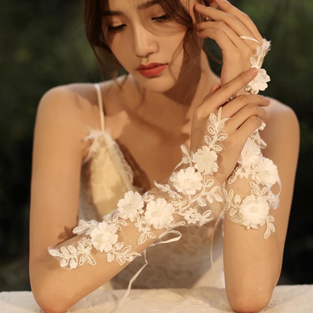 진주 꽃 핑거리스 시스루 토시 망사 손등 웨딩장갑 웨딩토시 레이스 쉬폰 - 메인 이미지