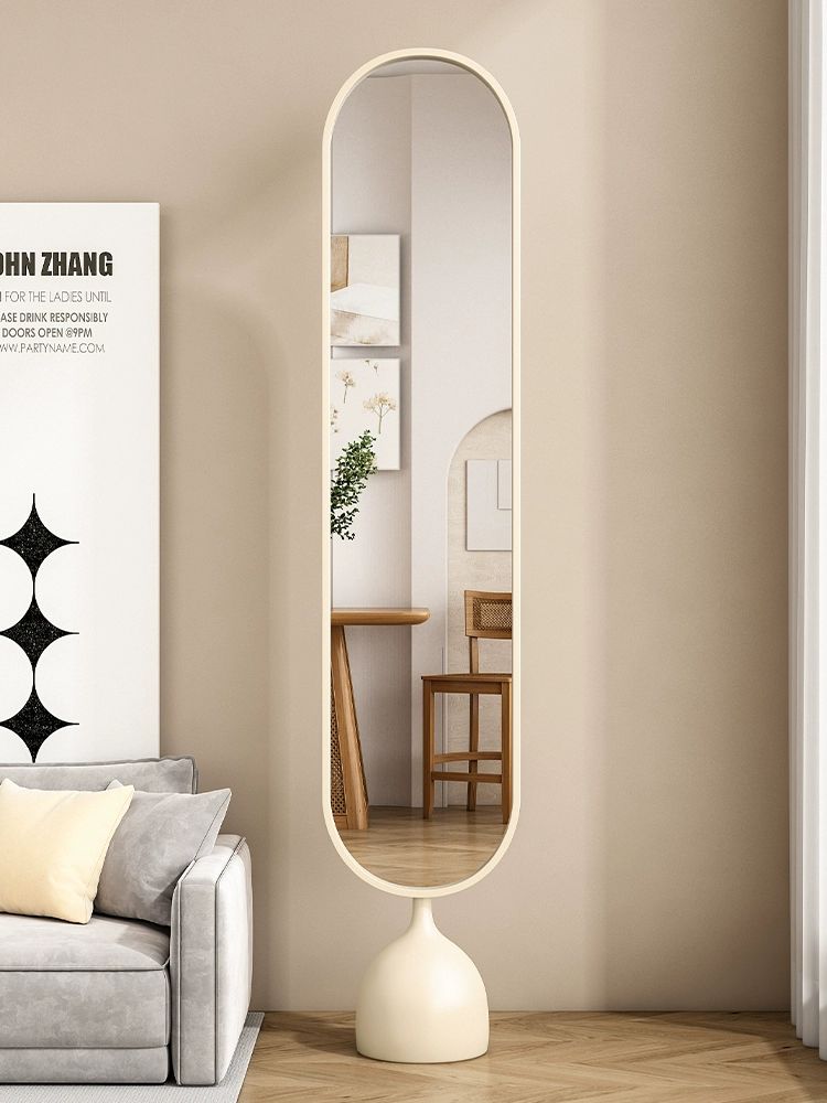북유럽 아치형 전신거울 드레스룸 인테리어