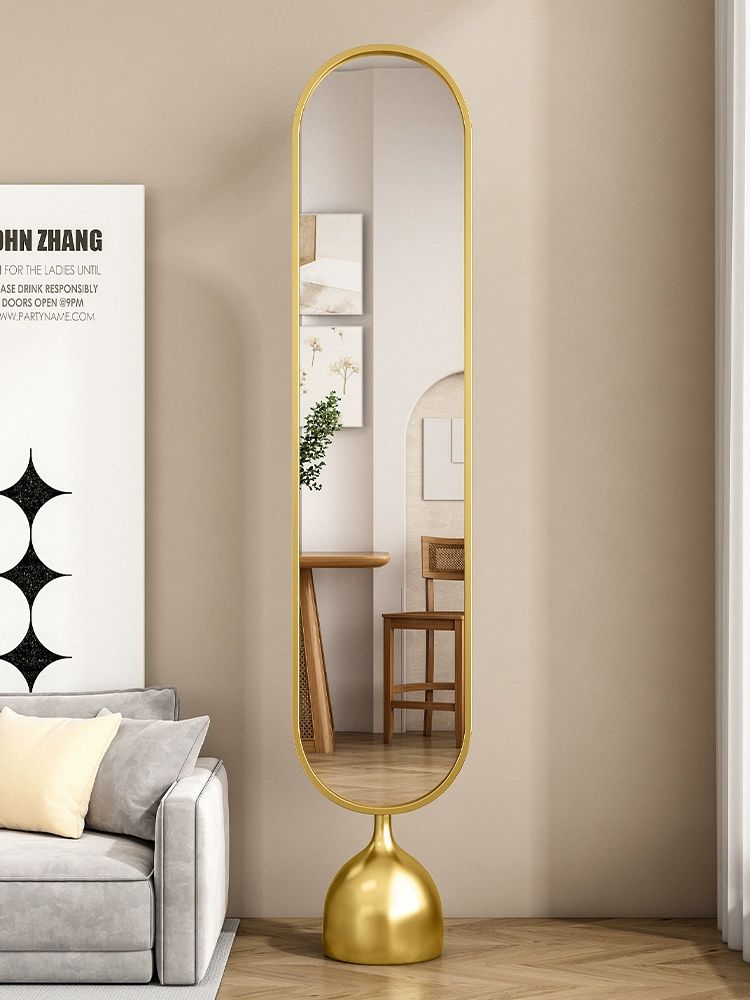 북유럽 아치형 전신거울 드레스룸 인테리어