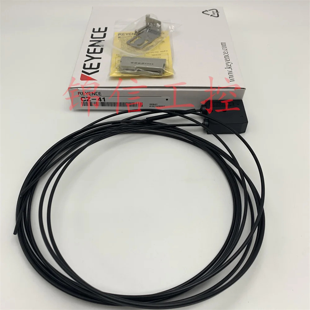 원본 KEYENCE/KEYENCE CZ-41 RGB 옵션 코드 디지털 광섬유센서 포장