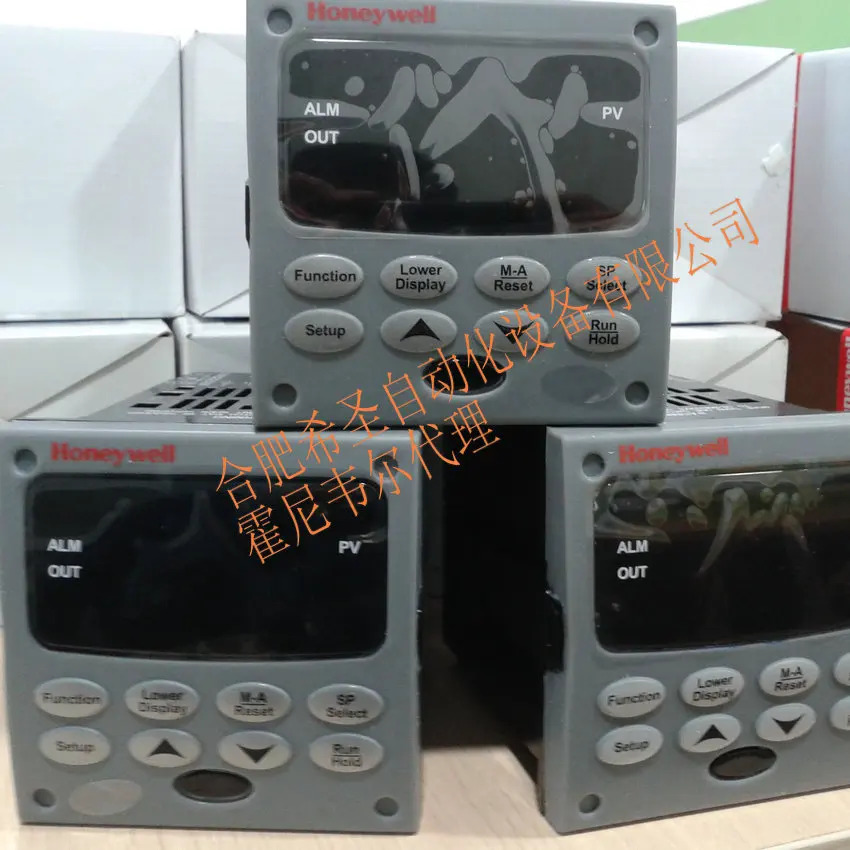 하니웰 온도 조절기 DC3200-EE-100R-100-10000-00-0 포장