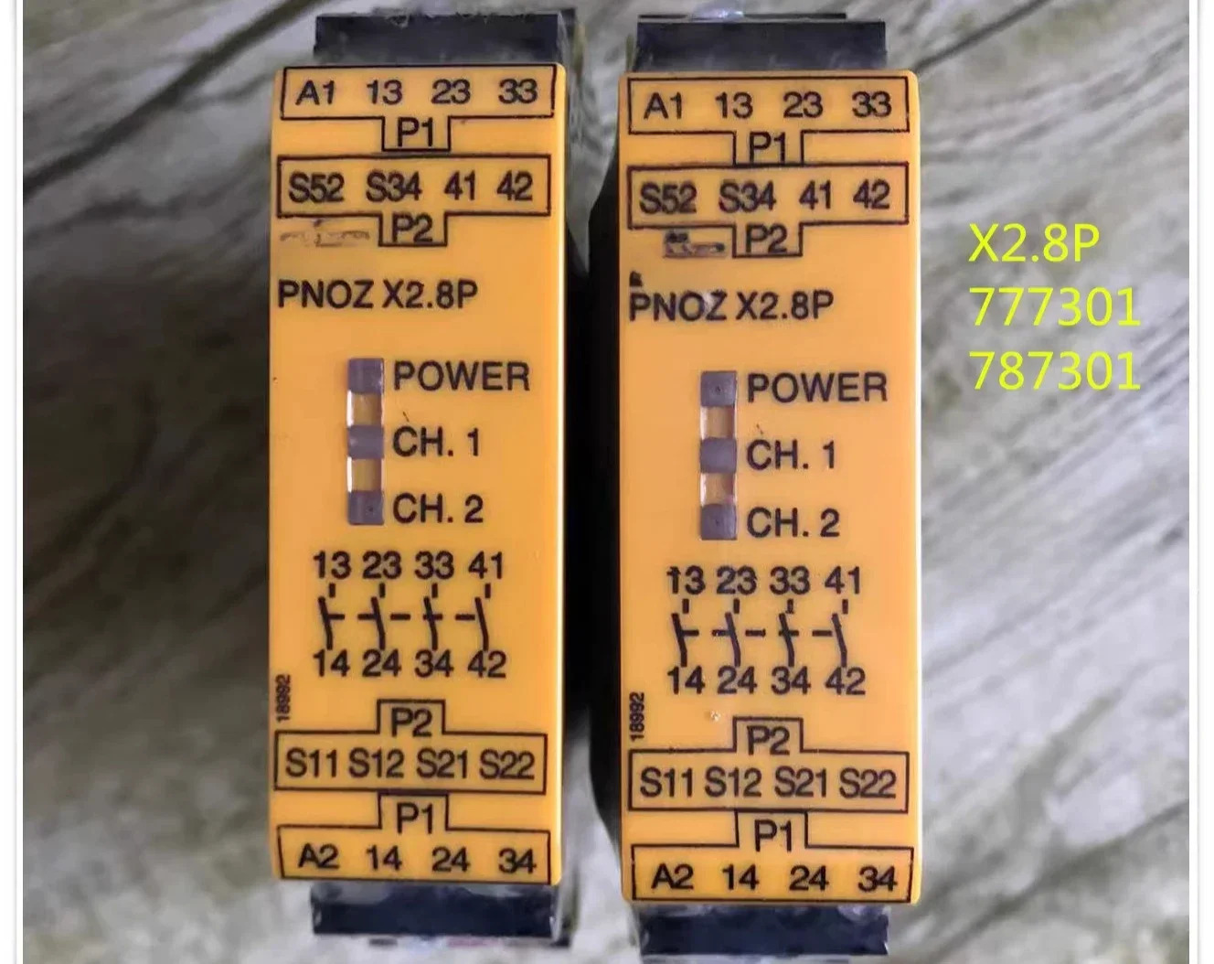안전 릴레이 PNOZ X2.8P 777301 777302 787301 787302  24VDC