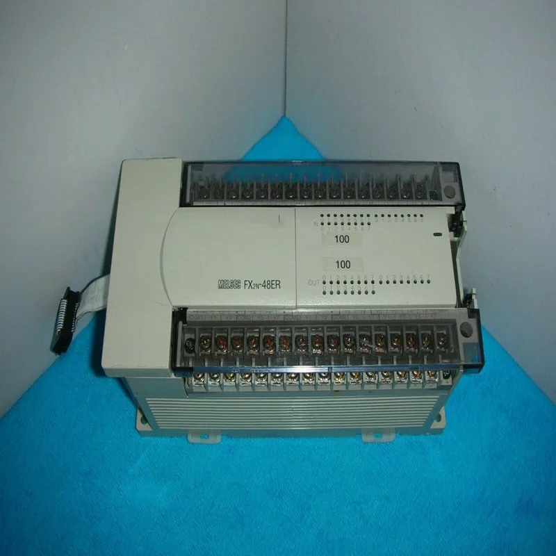 PLC 모듈 FX2N-48ER 상태