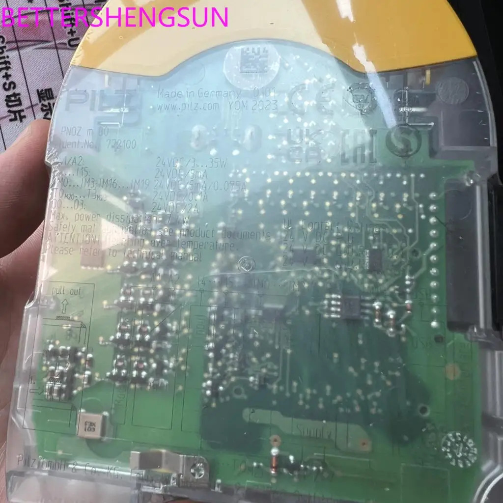 안전 릴레이 PNOZmm0p/m B0 772100 772001 772000/772101