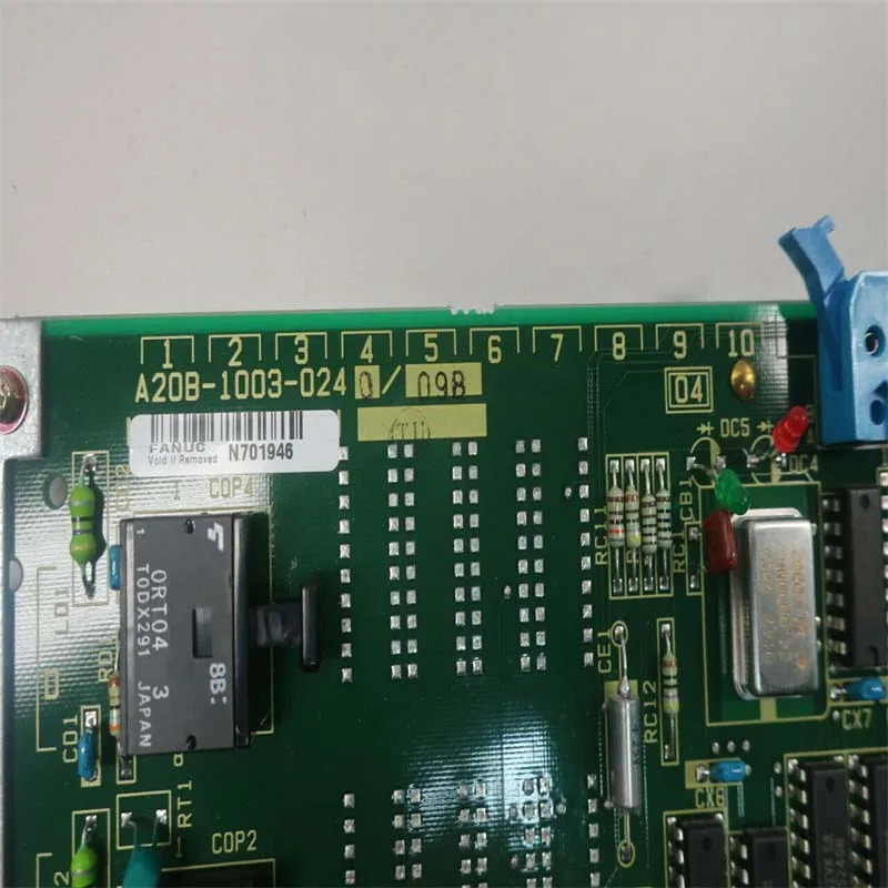 새 회로 기판 A20B-1003-0240 상태