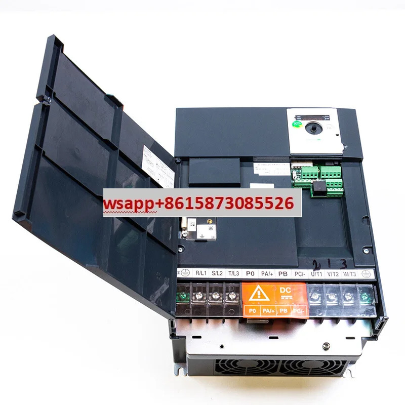 오리지널 Sch-neider ATV312HD15N4 가변 속도 드라이브 Altivar ATV312 15kW 32kVA 492W 380-580 V 3상 공급 장치