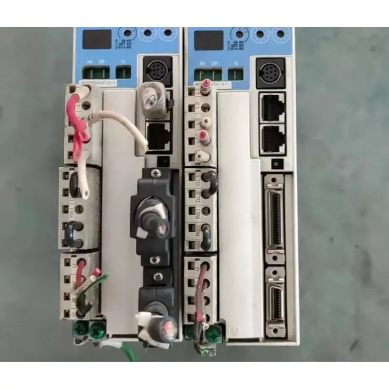 리퍼 MSDB045A1A11 400W 서보 드라이브는 되었습니다.