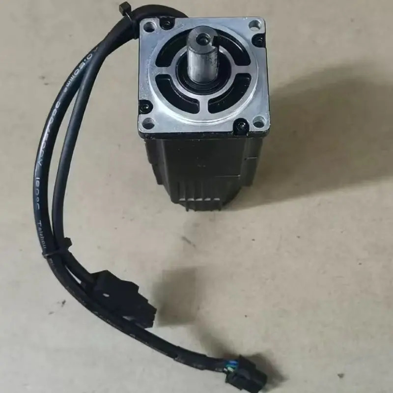 리퍼 ECM-E2M-C10602SS0 200W 서보모터는 되었습니다.
