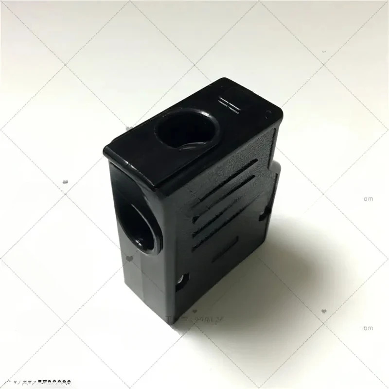 커넥터 P-1624BG09/P-1628A-C50/P-1628A-CA50