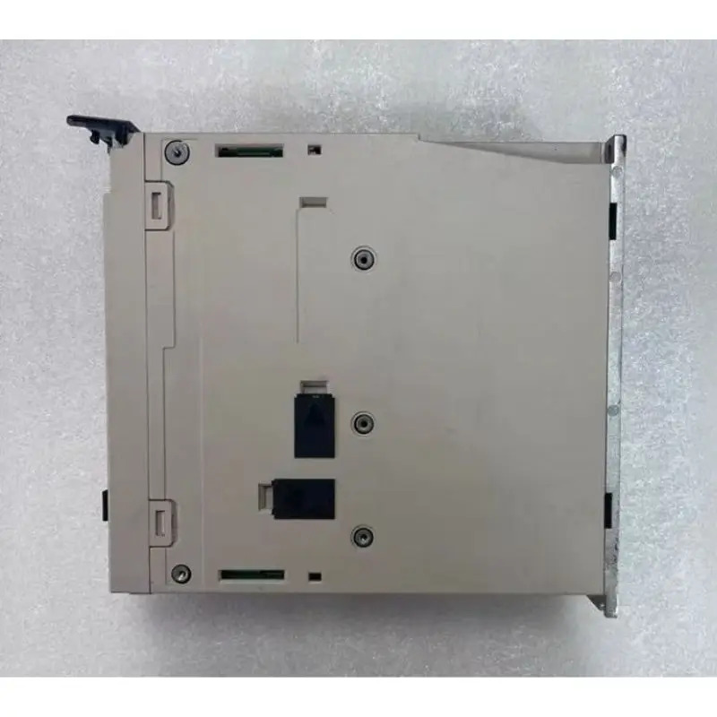 리퍼 SGD7S-5R5A20A 750W 서보 드라이브는 되었습니다.