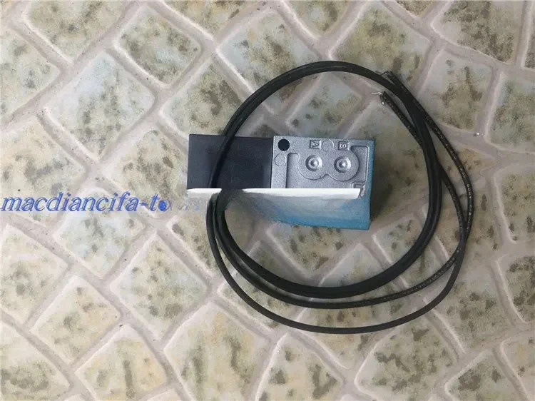 전자기 밸브 45A-AA1-DBCA-1BA32-5650 Hasse 공작 기계상부 하부 공구 슬리브 표준