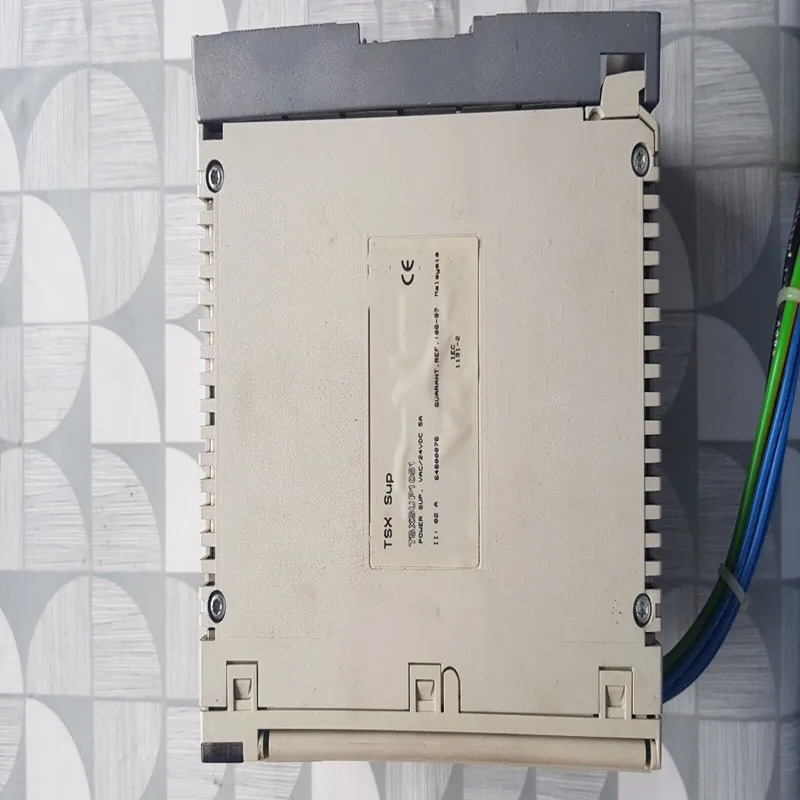PLC 모듈 TSXSUP1051 상태