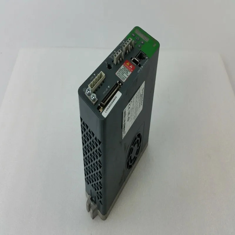 서보 드라이브 LXM26DU30M3X 상태
