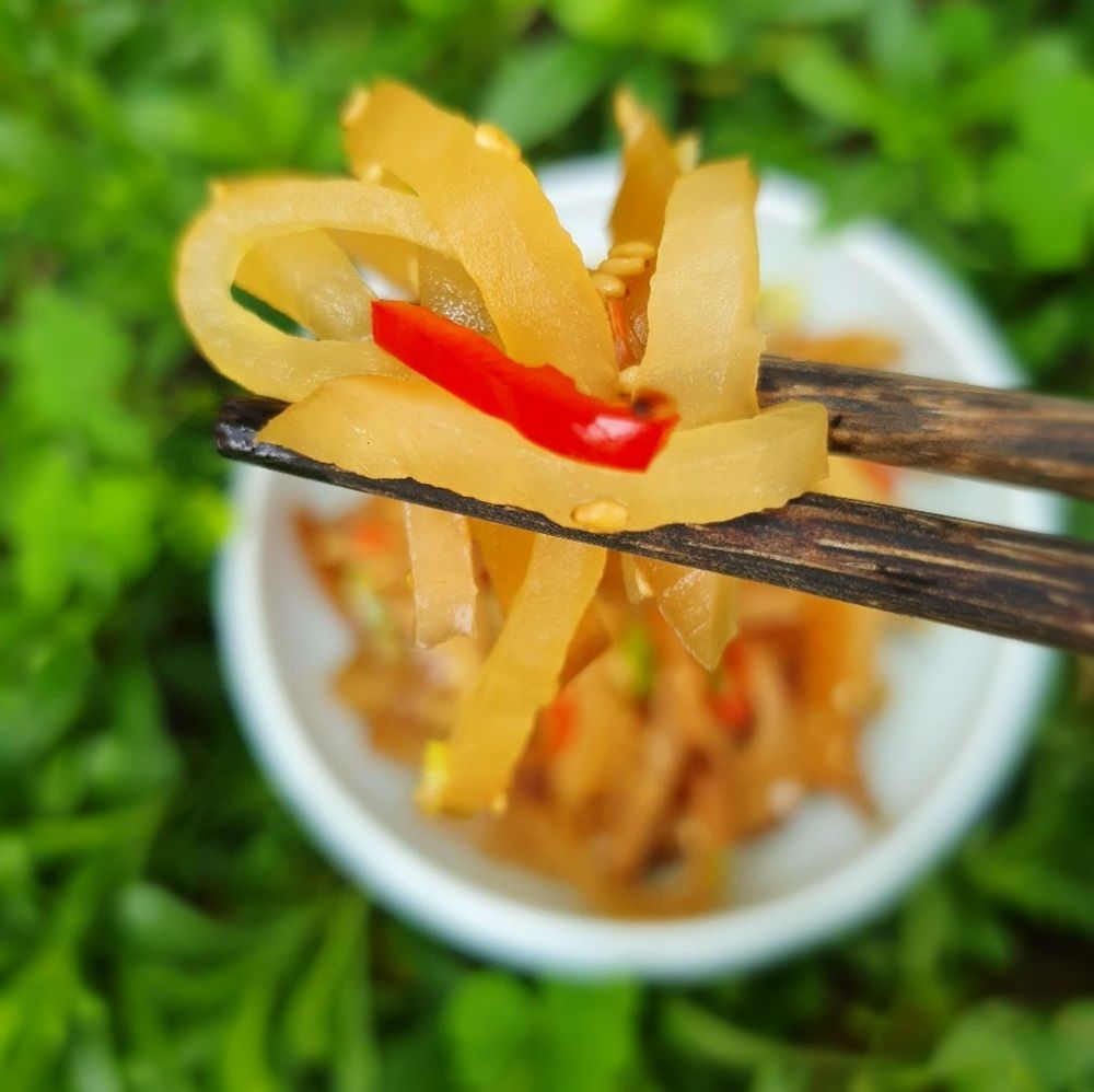 무장아찌 꼬들 무우 짠지 한봉지 두덩이 국물 포함 2kg - 상품 이미지