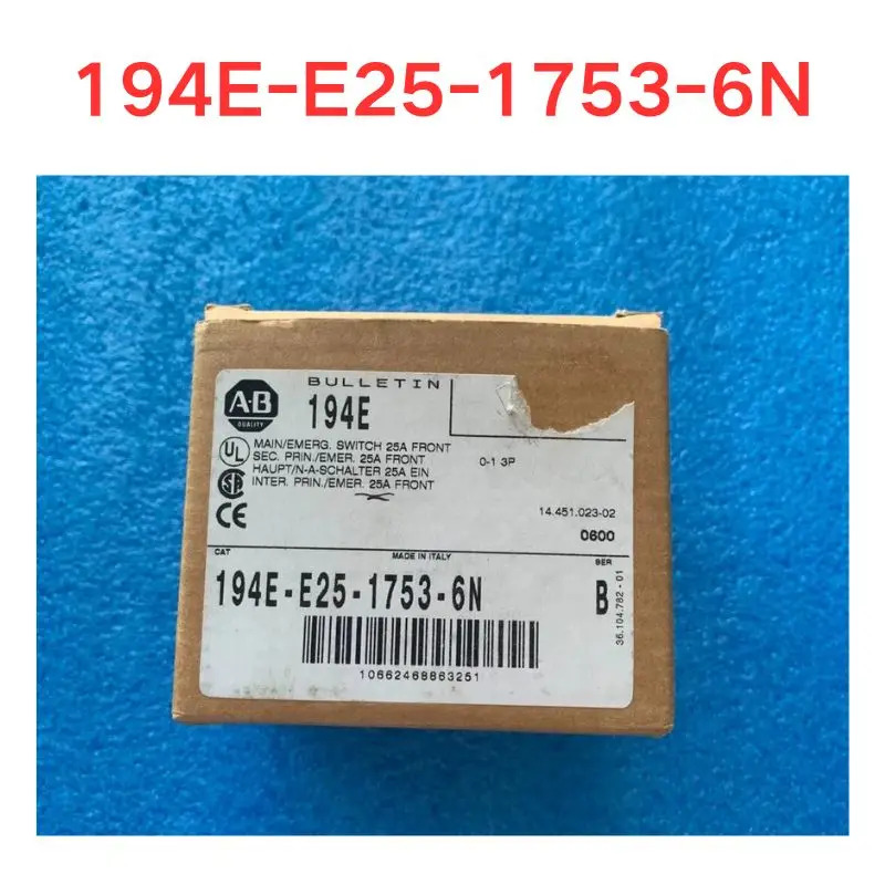 신형 절연 스위치 194E-E25-1753-6N