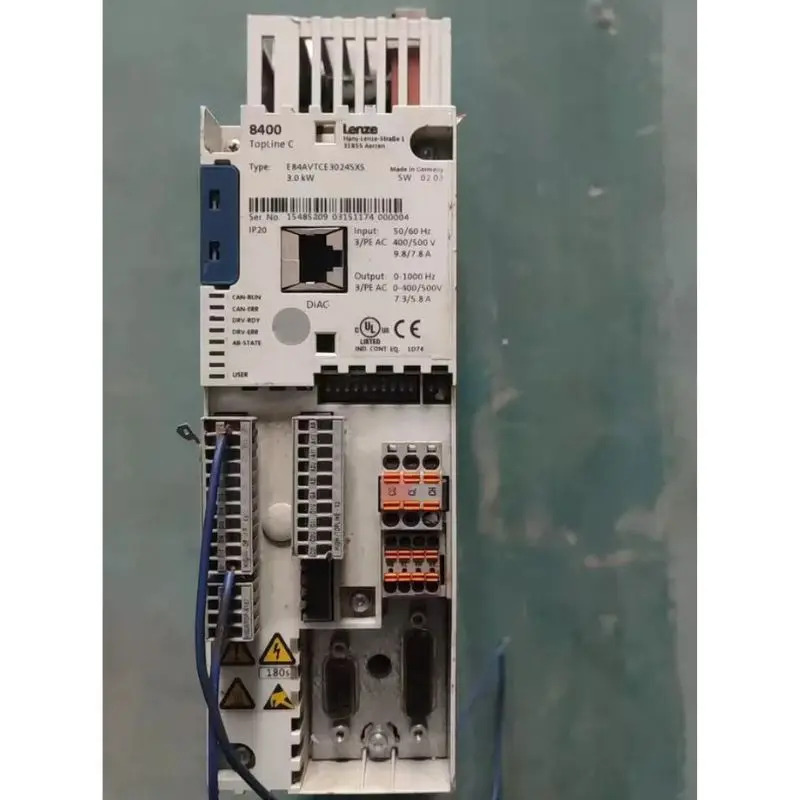 리퍼 3.0KW 400V 인버터 E84TCE3024XS는 빠르게 되었습니다.