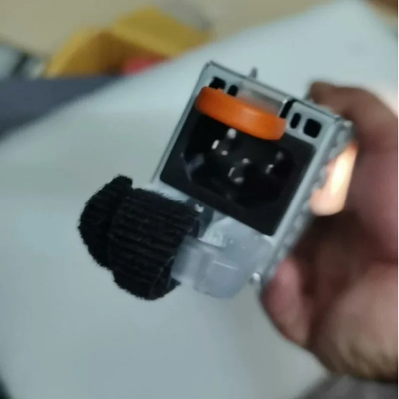 DELL 700W 전원공급장치 D700E-S0 0825J5 825J5 DPS-700AB-5 리퍼 PSU 것처럼 작동